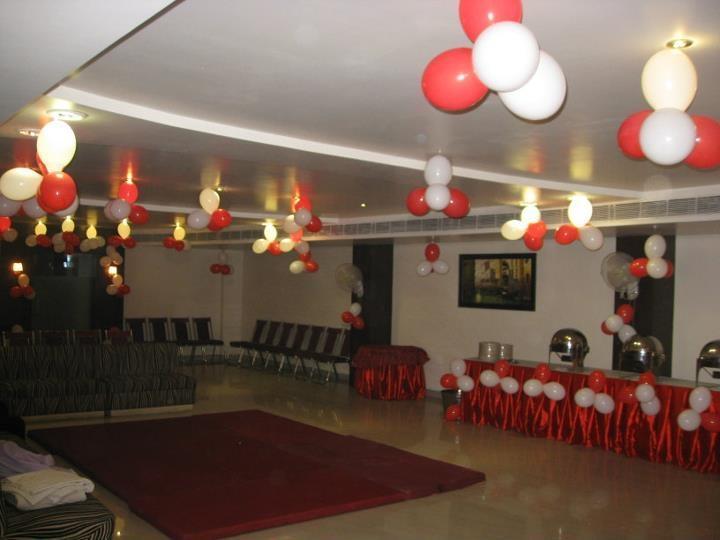 Hotel D'Grand Bareilly Exteriör bild