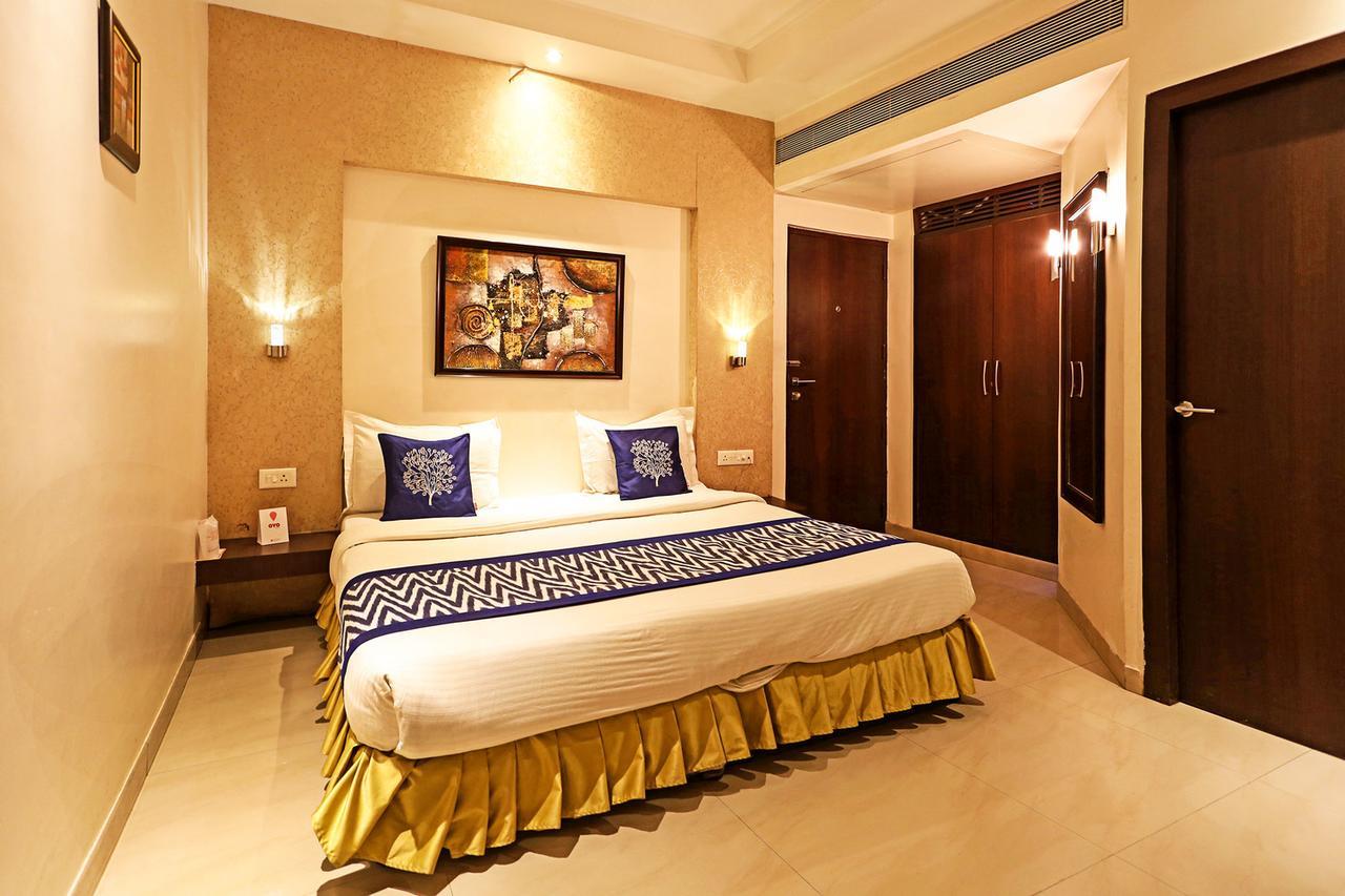 Hotel D'Grand Bareilly Exteriör bild